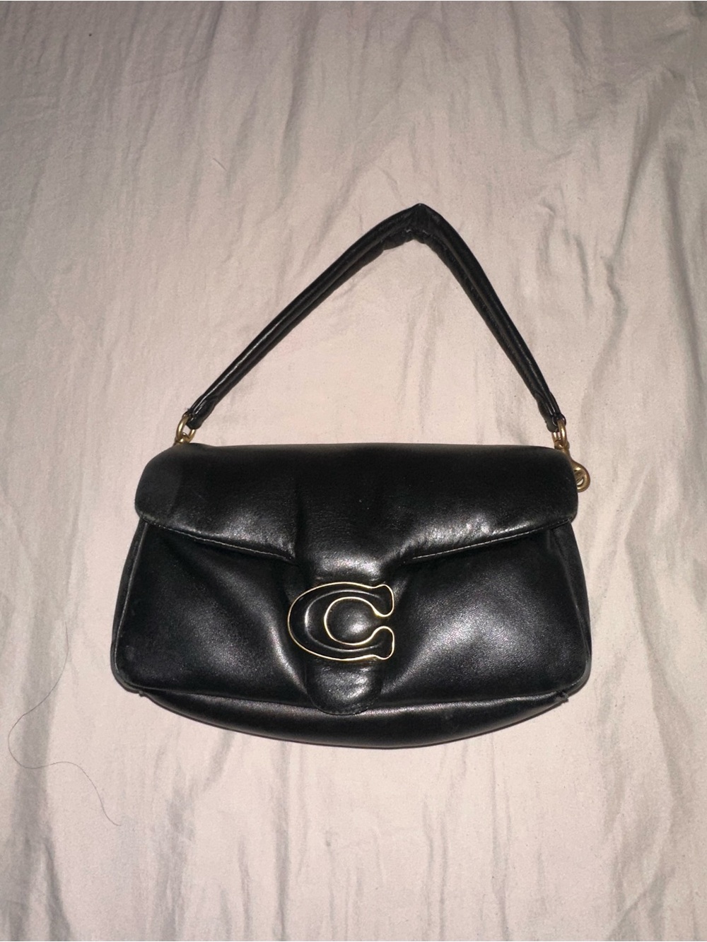 Coach tabby Black Leather Shoulder Bag with Gold 'C' Emblem